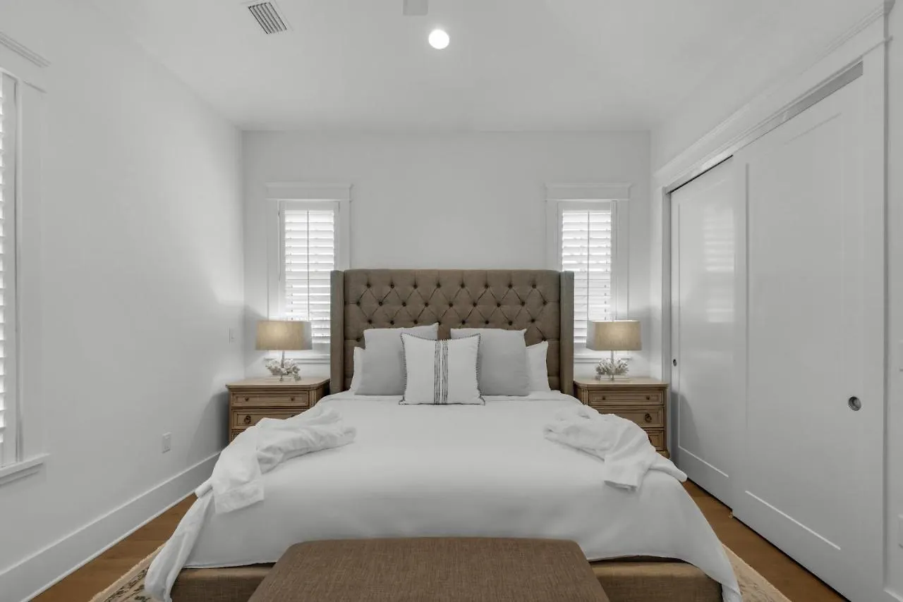 E Scape Away Holiday home *