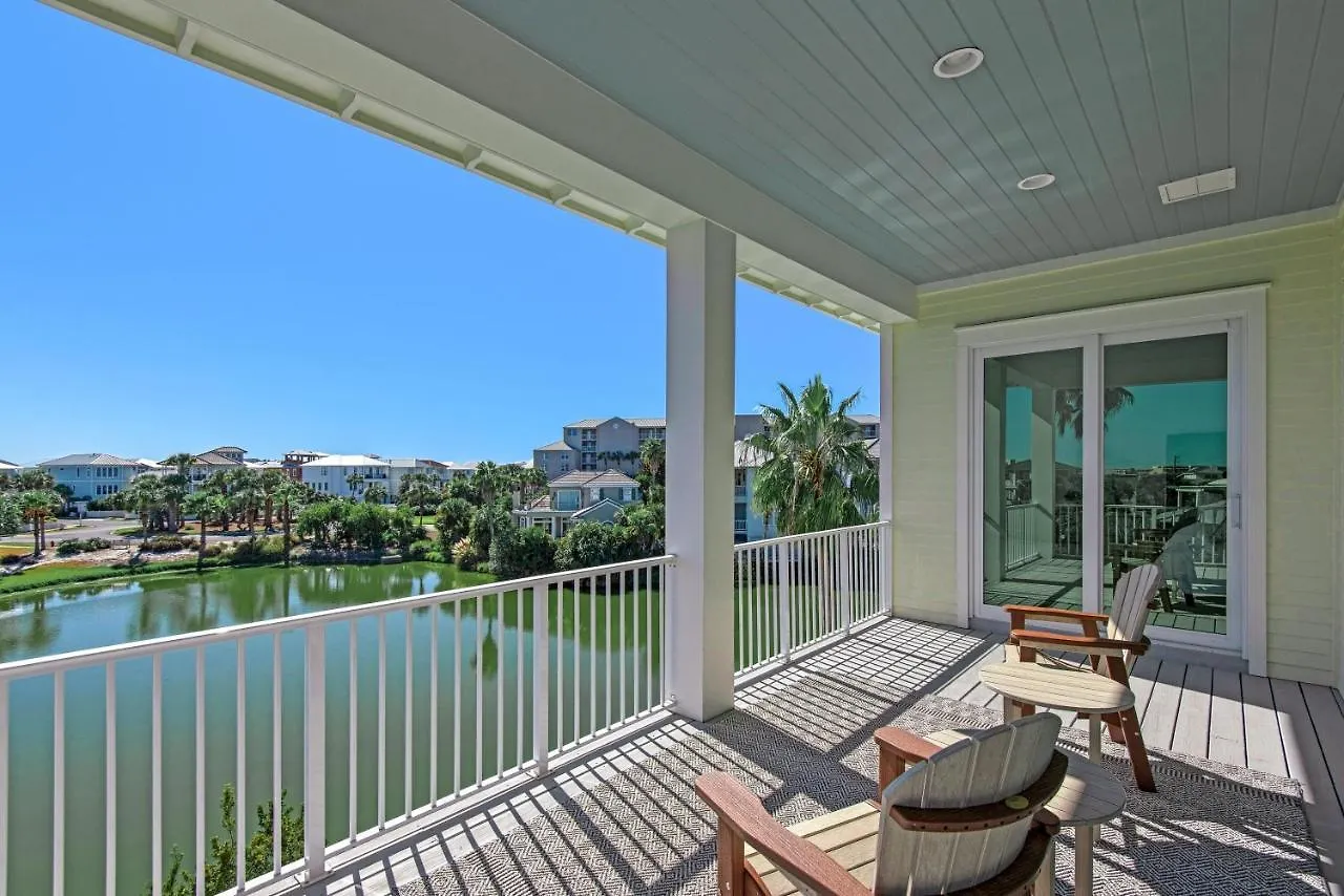 E Scape Away * Destin