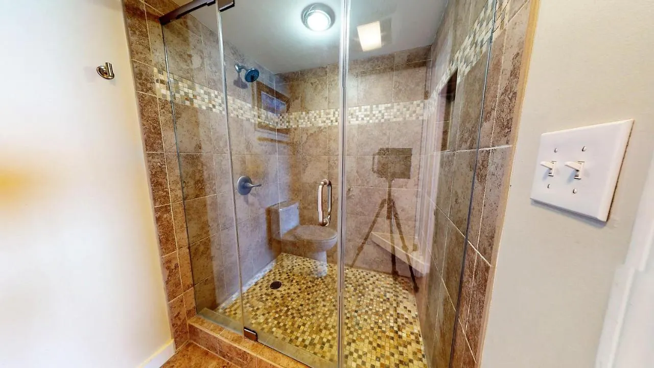 Beachside I 4122 دستين