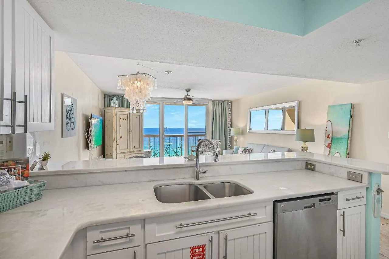 Pelican Apartment