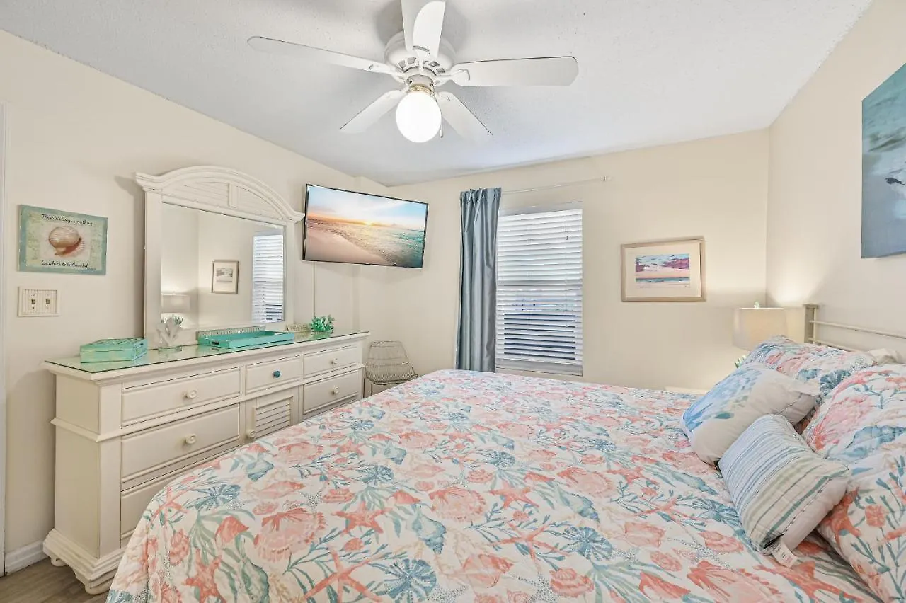 Apartment Pelican