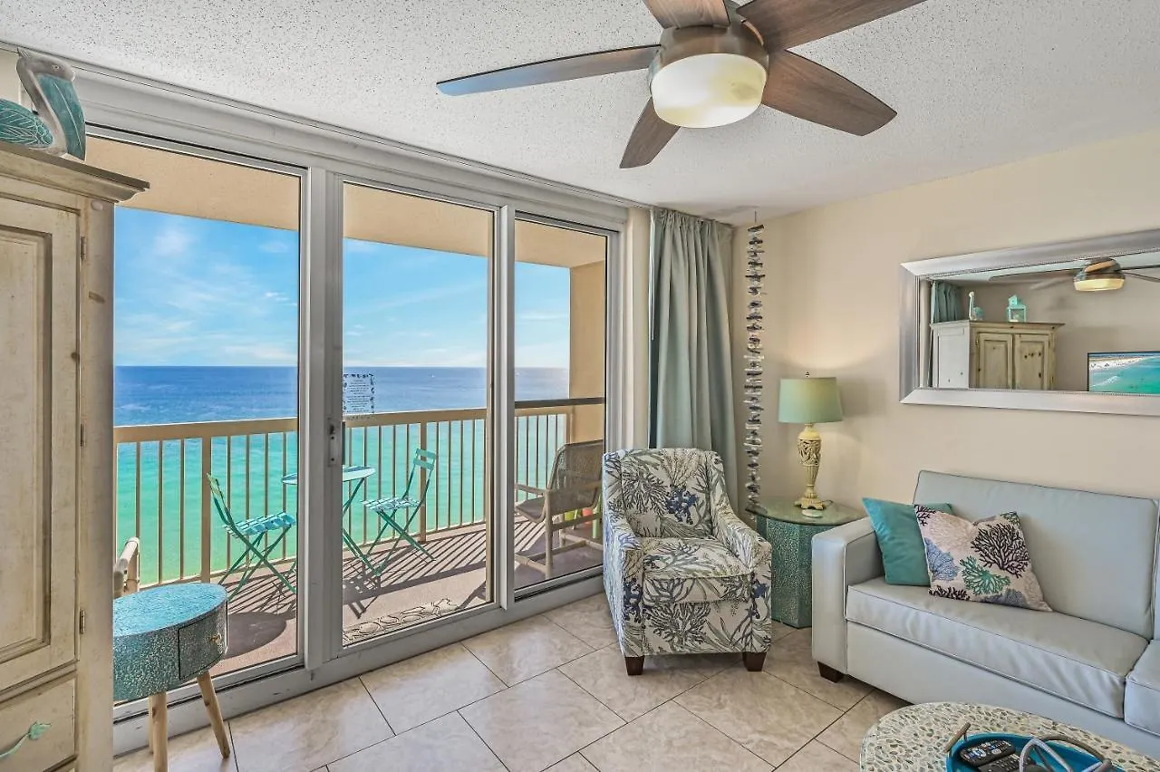 Pelican Apartment *