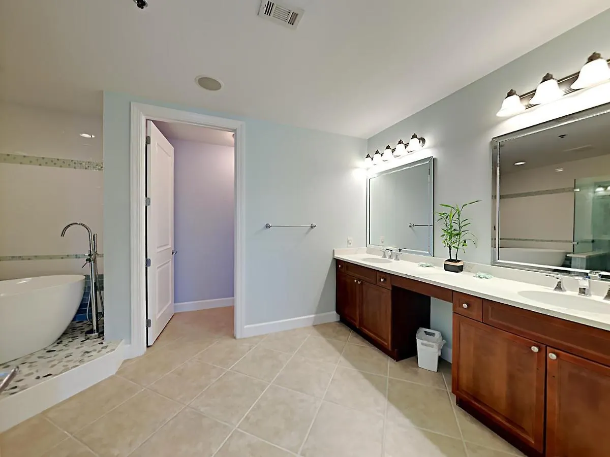 Harbor Landing 601a Apartment *