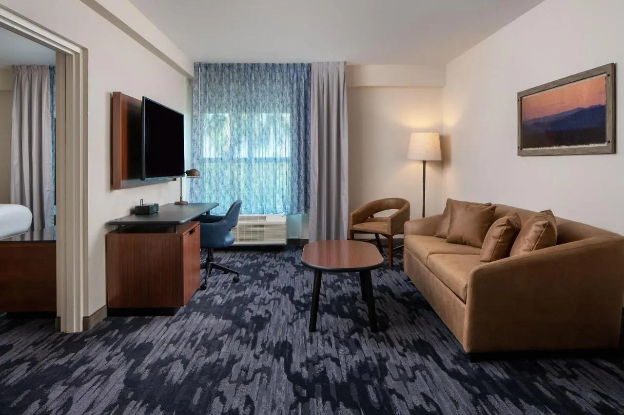 Fairfield & By Marriott Otel