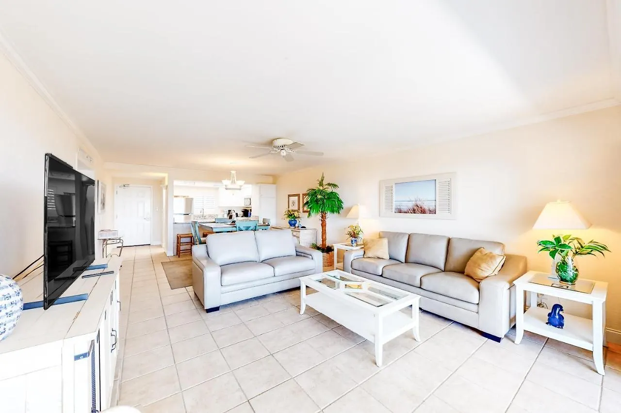 Huntington By The Sea 106 Miramar *