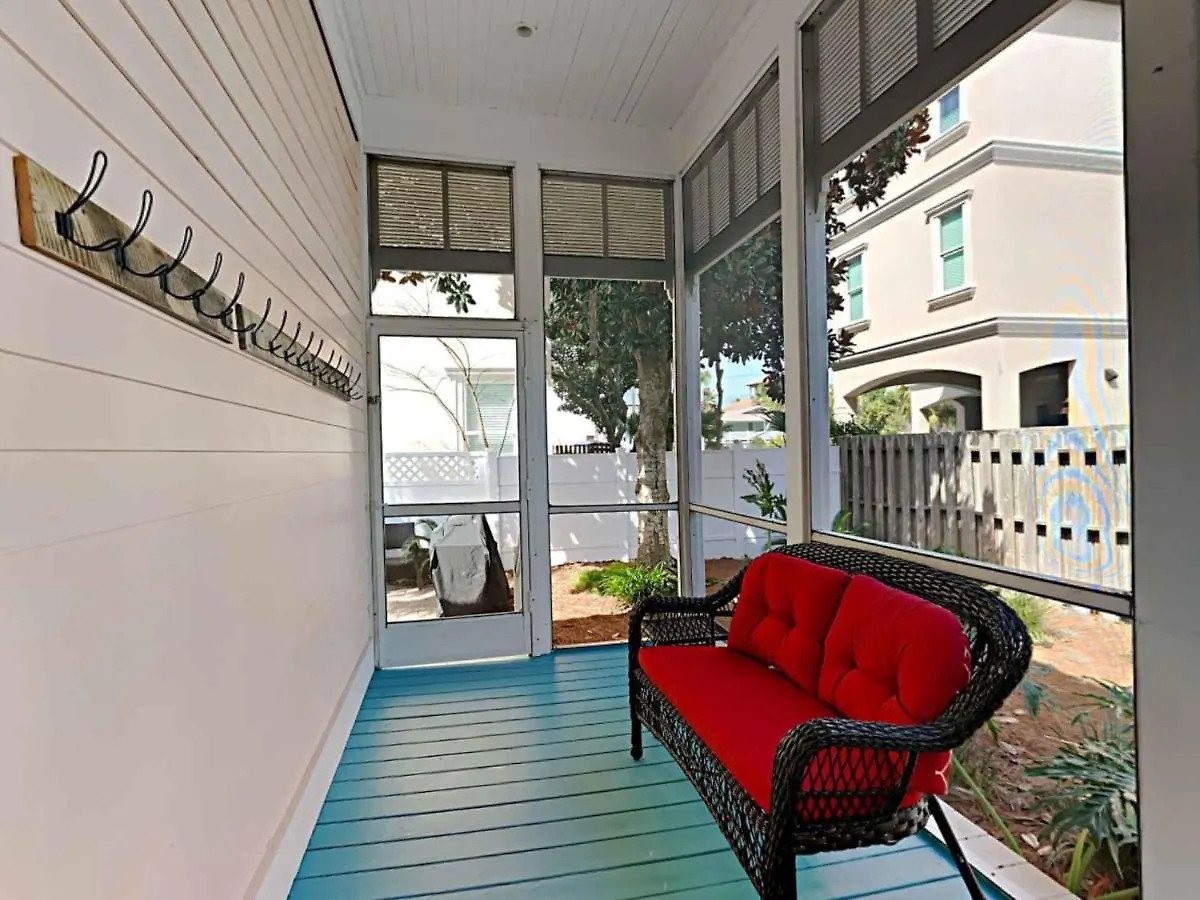 A Garden Holiday home Destin
