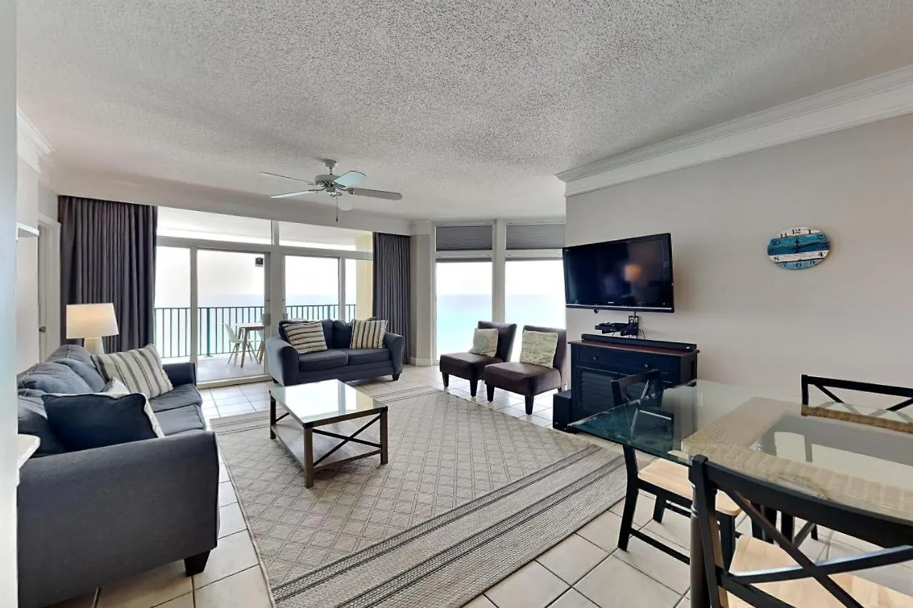 Apartment Jade East Towers 1240