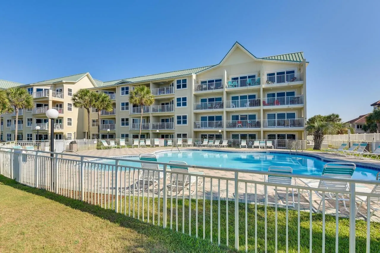 Well-appointed Family On Miramar Beach! Apartment