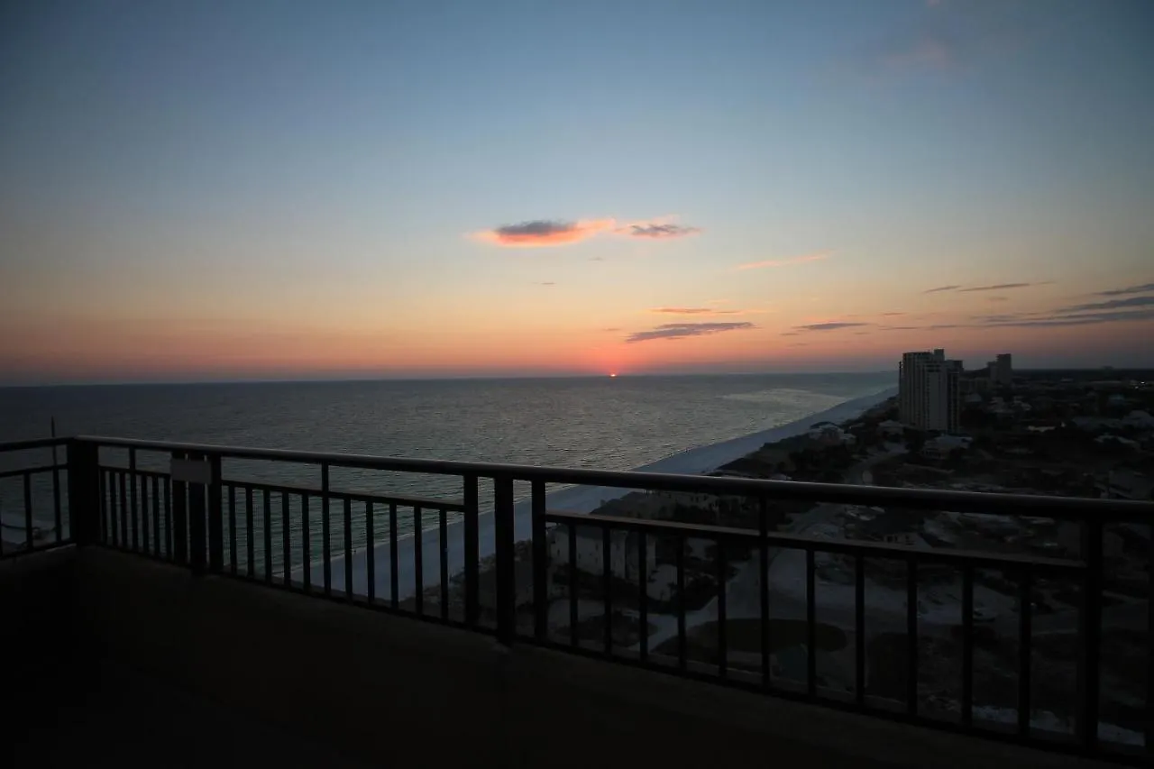 Holiday home 3br Beachfront 16th Flr Two Master Bedrooms, Pool Fitness Center At Westwinds Destin