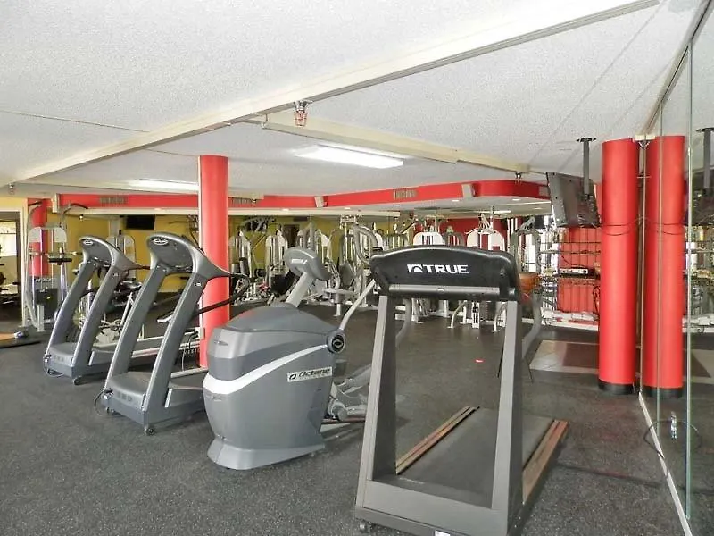 Edgewater 1204 *