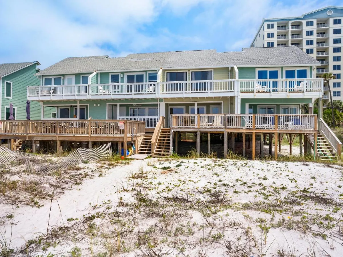 Holiday home Quiet Surf Townhomes Ii #2 By Newman-dailey *