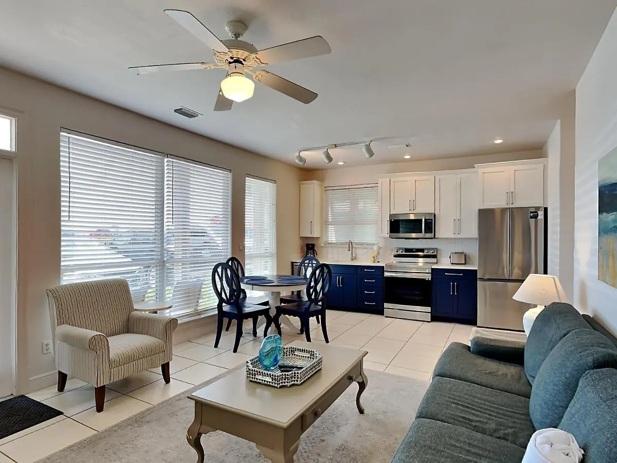 Apartment Destiny 5b *