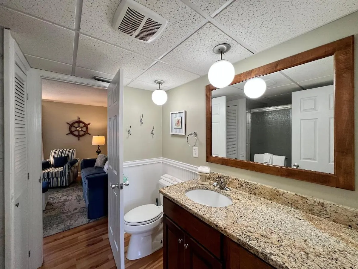 Sandpiper Cove 1040 * Destin