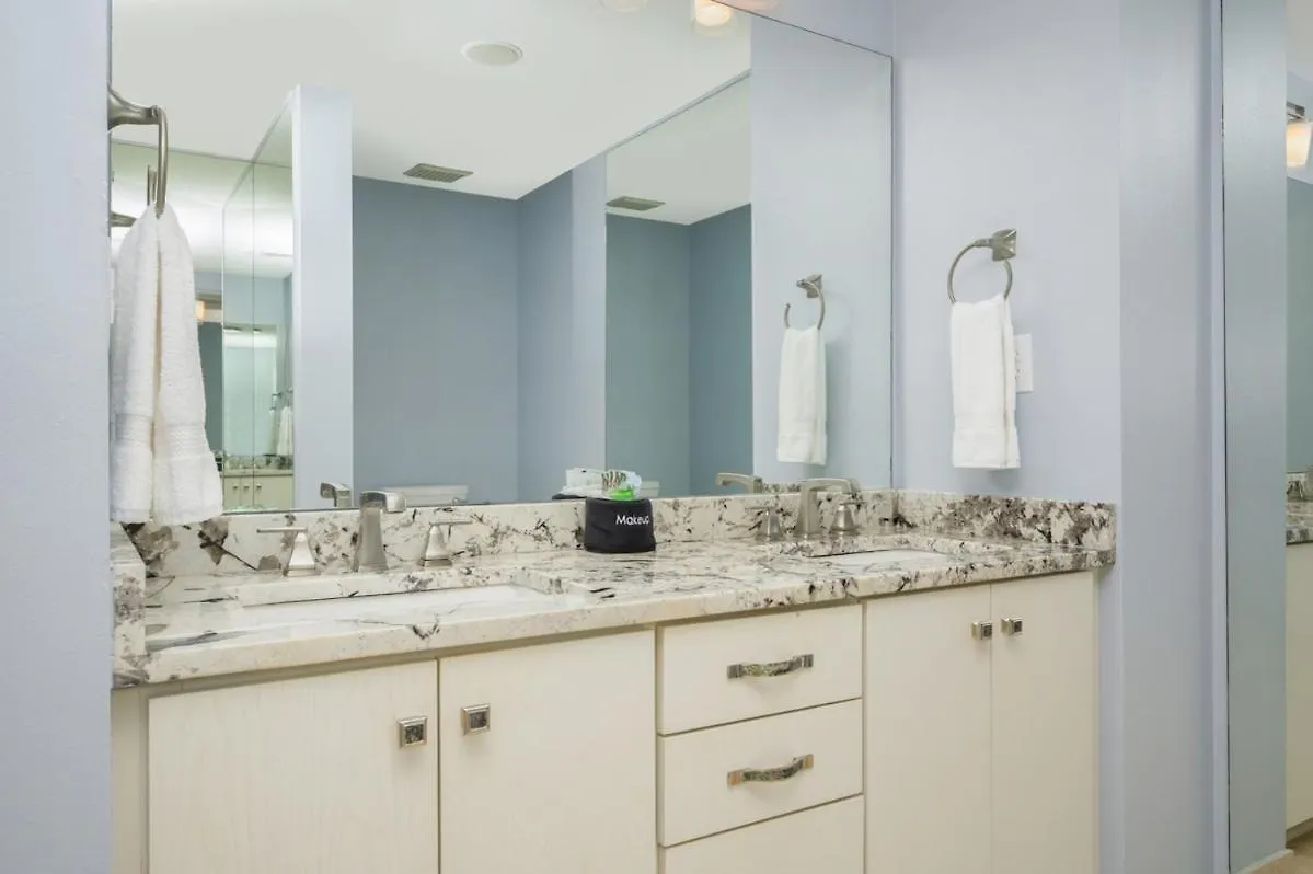 Apartment Tops'l 1111 *