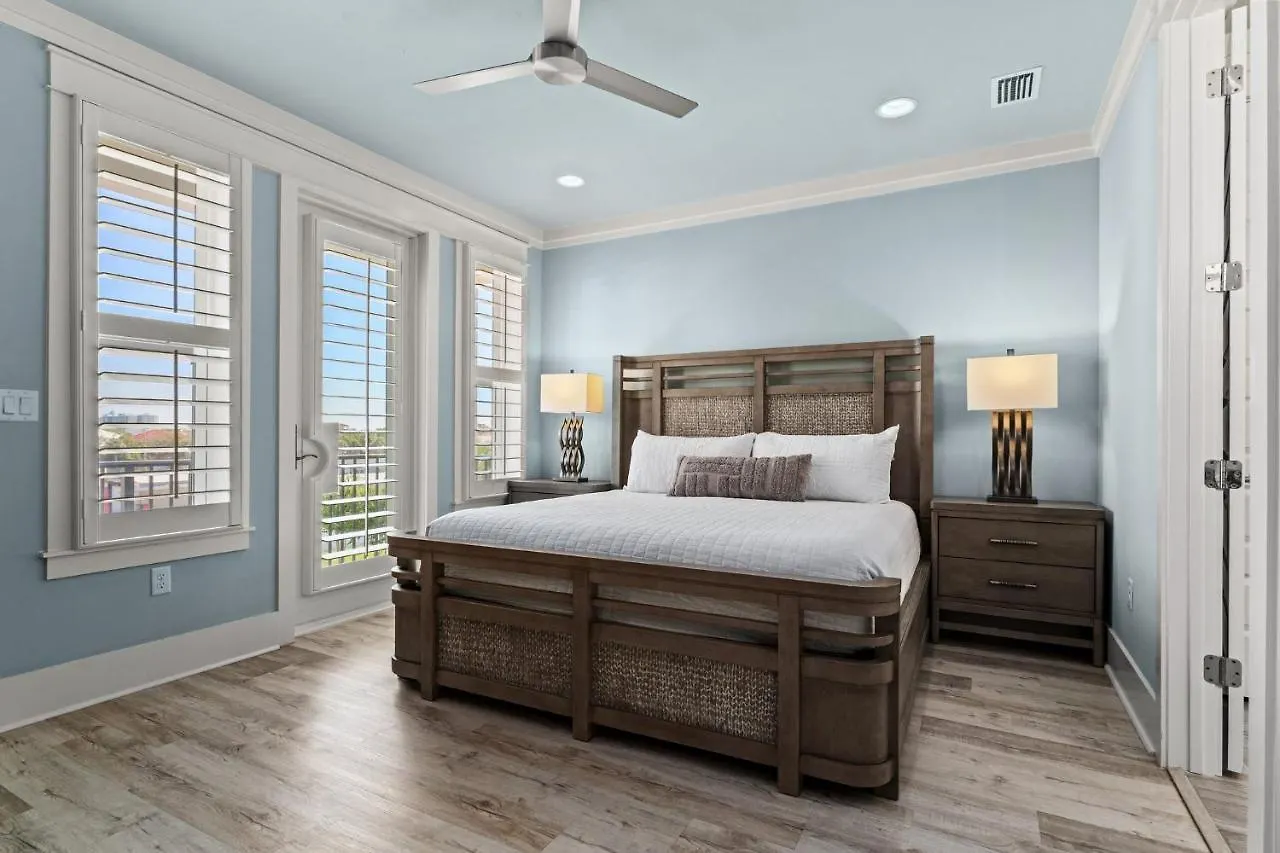 Sandy Buns Chateau With Golf Cart And Heated Pool * Destin