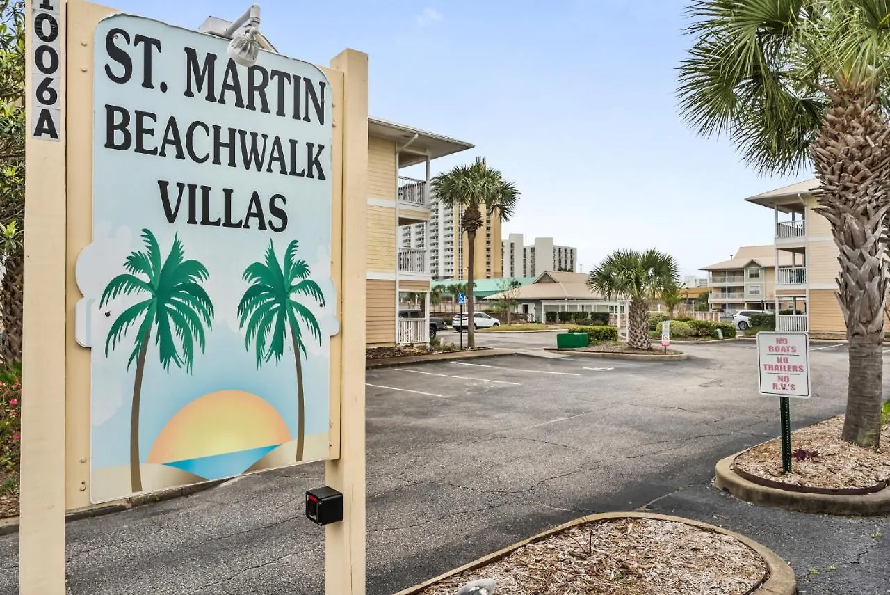 St Martin Beachwalk 313