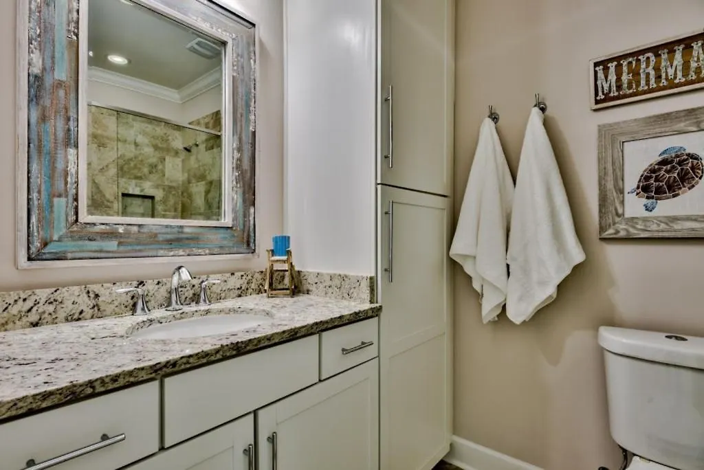 Apartment Tusker With Pool And Designer Interior Destin