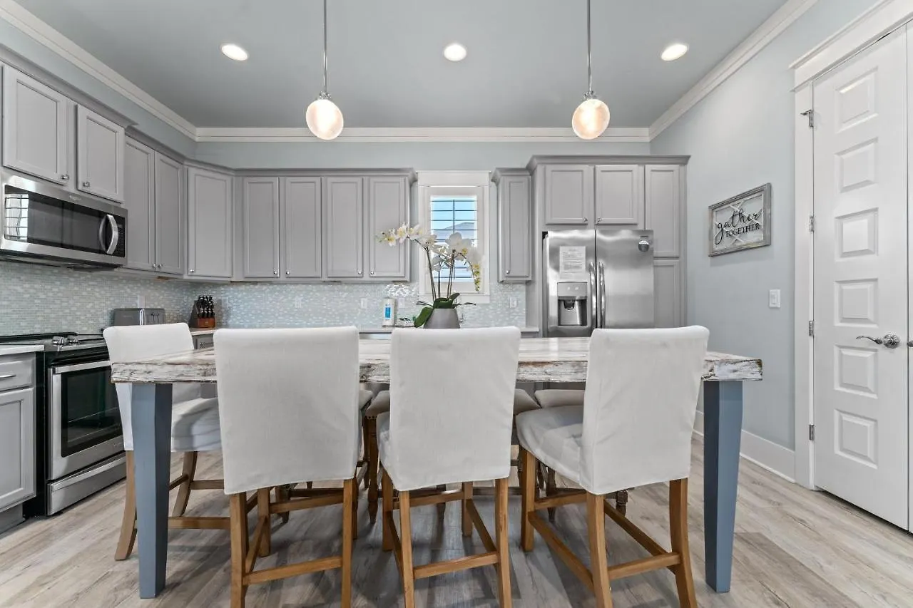 Sandy Buns Chateau With Golf Cart And Heated Pool Holiday home Destin
