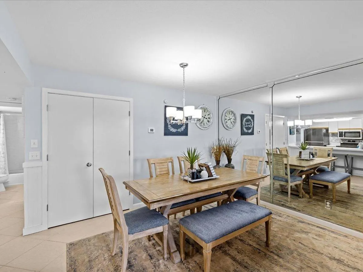 Holiday home Surf And Racquet Unit 102 *
