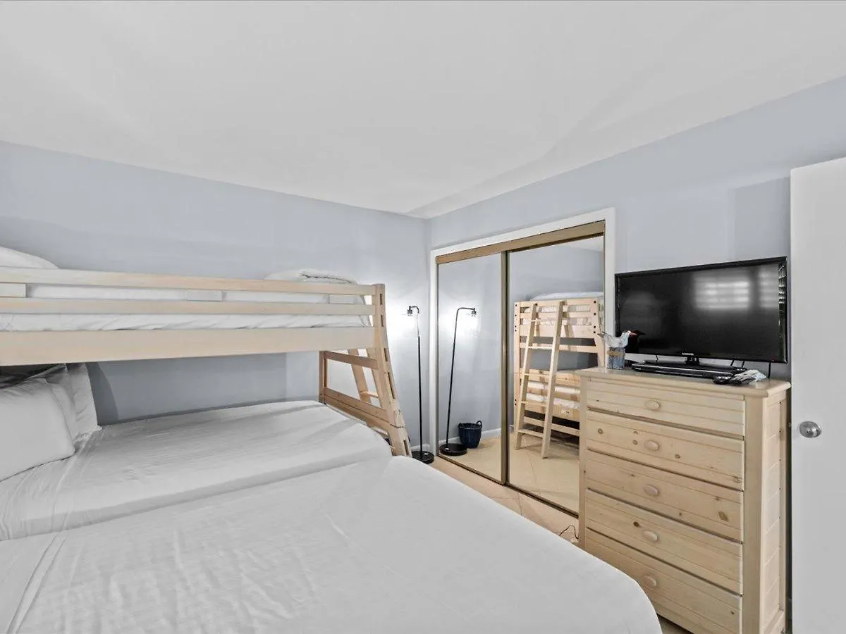 Holiday home Surf And Racquet Unit 102 Destin