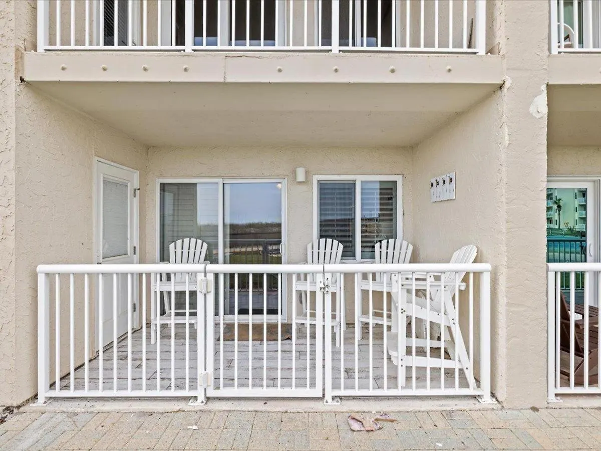 Surf And Racquet Unit 102 Holiday home Destin