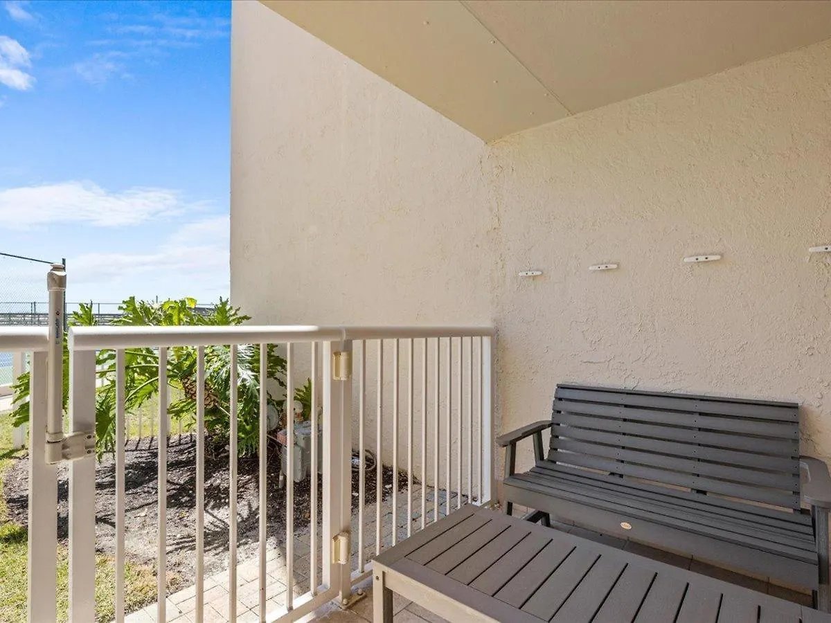 Holiday home Surf And Racquet Unit 107 *