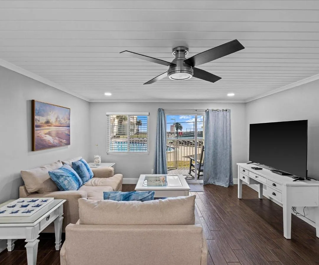 Surf And Racquet Unit 109 * Destin