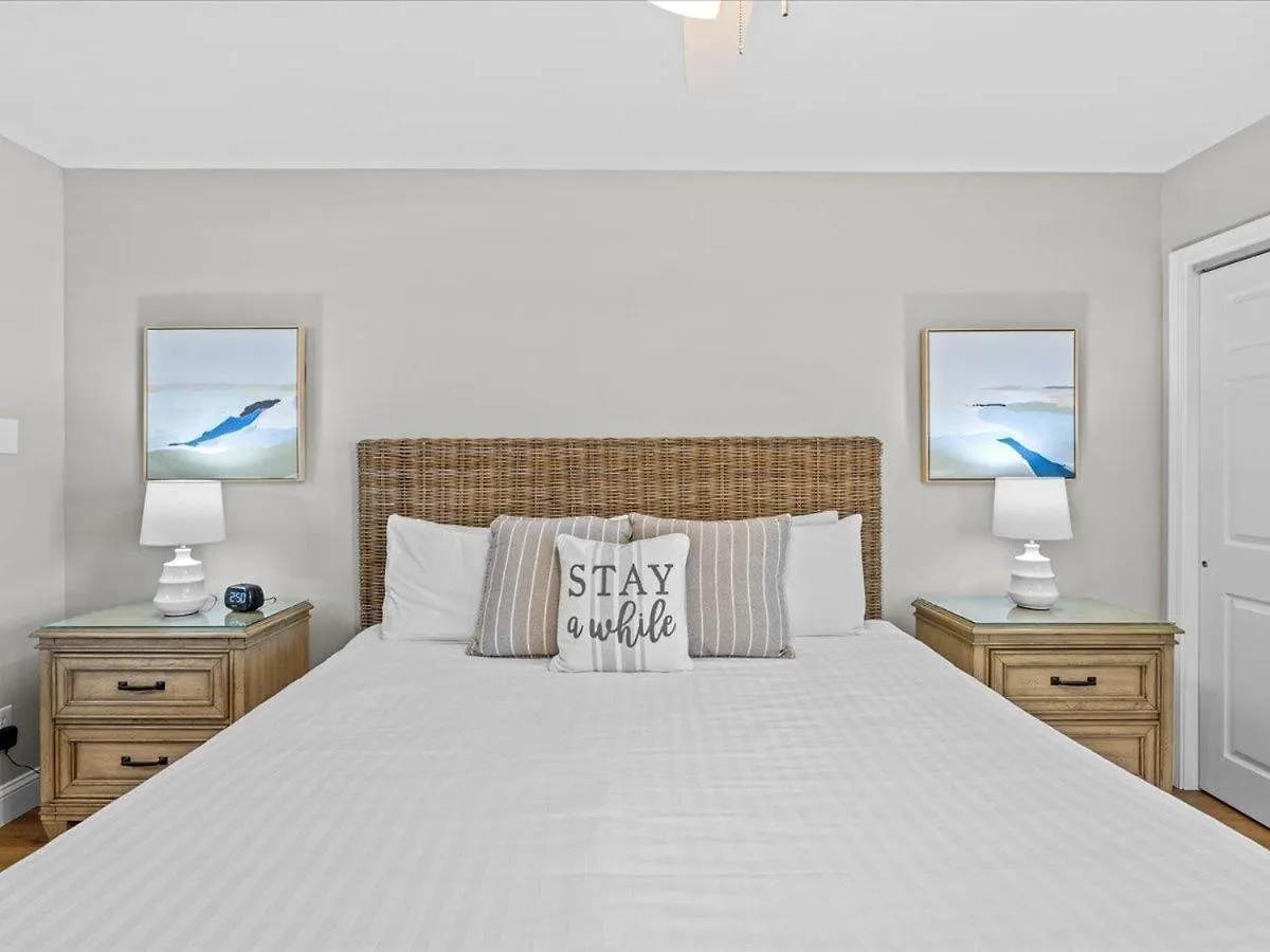 Surf And Racquet Unit 107 Holiday home Destin