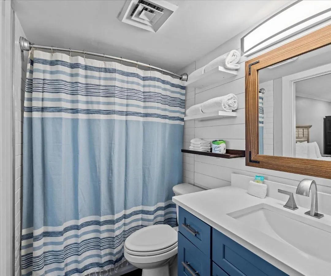 Surf And Racquet Unit 109 Holiday home Destin