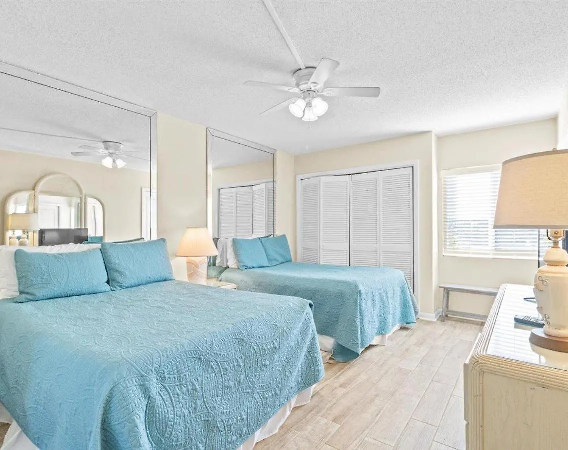 Holiday home Surf And Racquet Unit 118