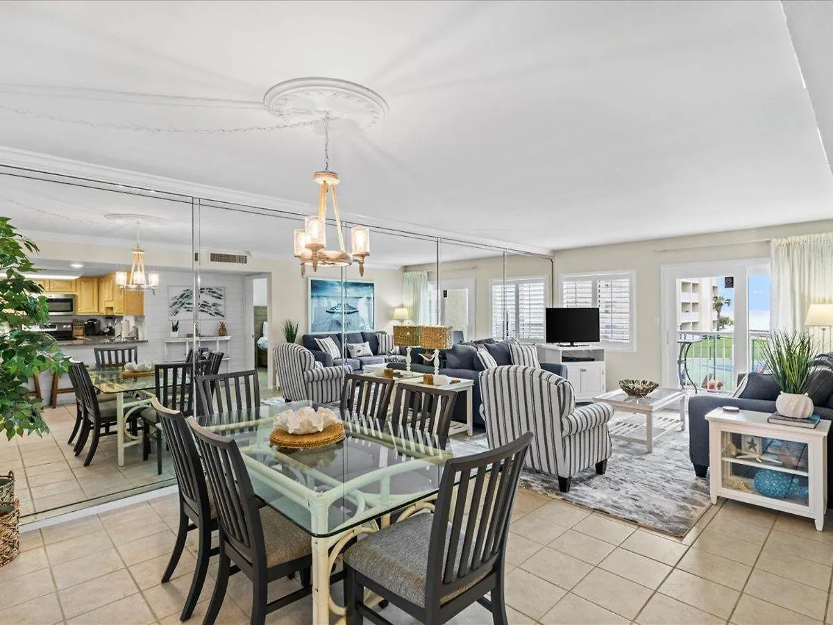 Surf And Racquet Unit 208 * Destin