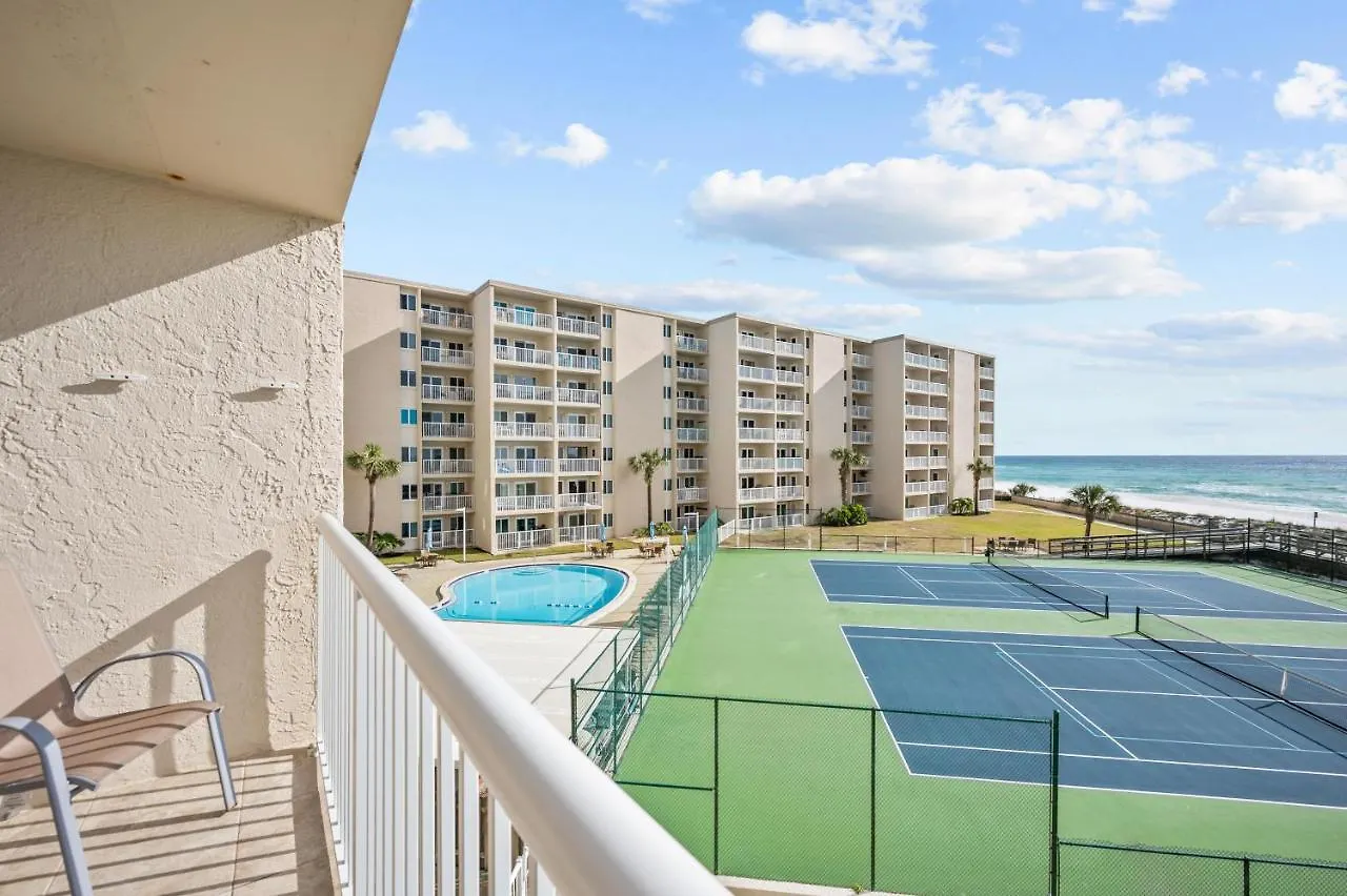 Surf And Racquet Unit 306 *