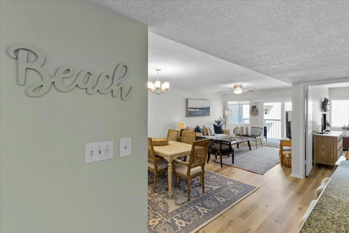 Holiday home Surf And Racquet Unit 611
