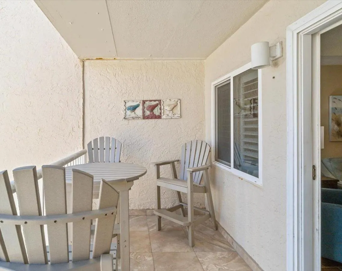 Holiday home Surf And Racquet Unit 610 *