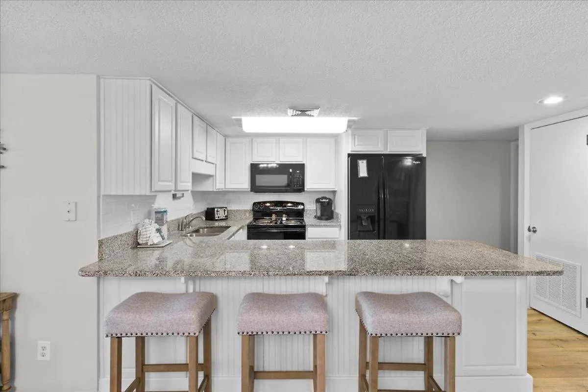 Surf And Racquet Unit 611 Holiday home *
