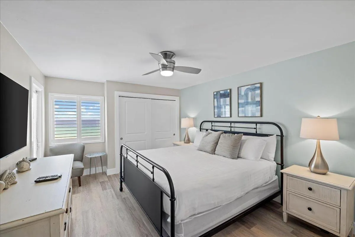Surf And Racquet Unit 608 Holiday home Destin