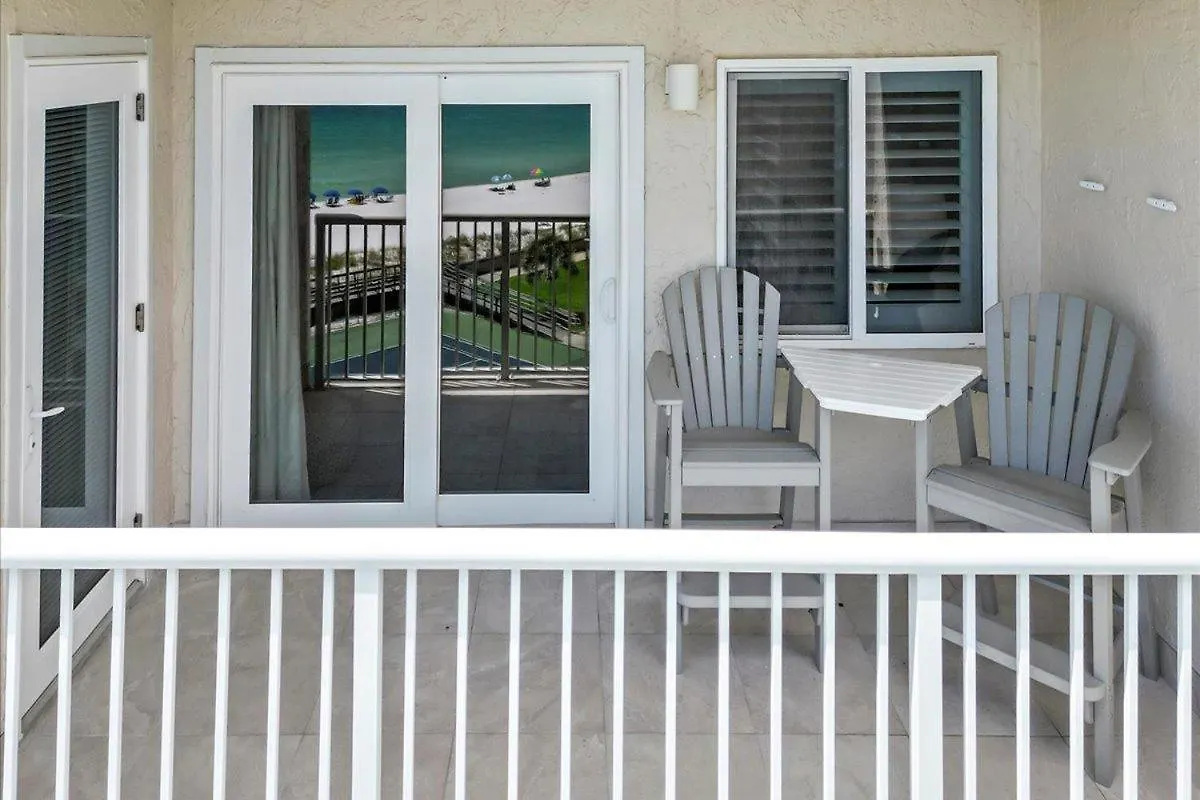 Surf And Racquet Unit 608 * Destin