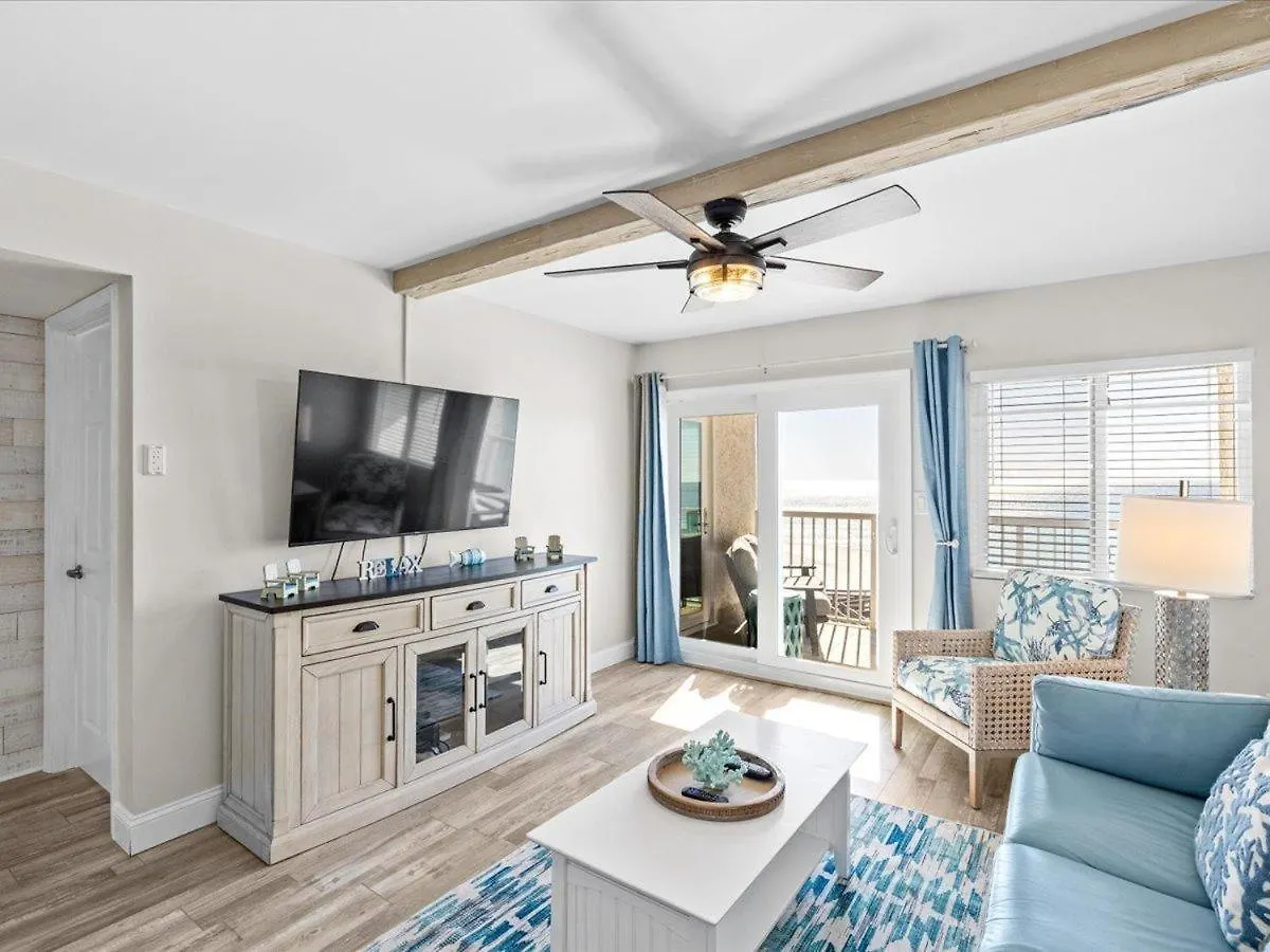 Surf And Racquet Unit 501 * Destin