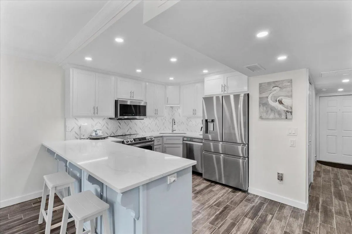 Surf And Racquet Unit 413 Holiday home Destin
