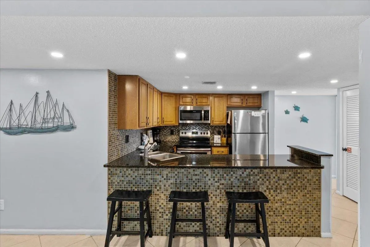 Surf And Racquet Unit 508 Holiday home Destin
