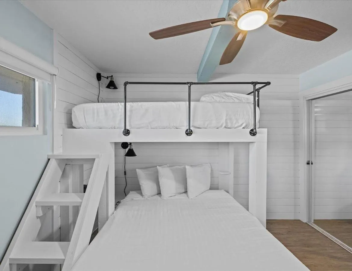 Surf And Racquet Unit 321 Feriehus *