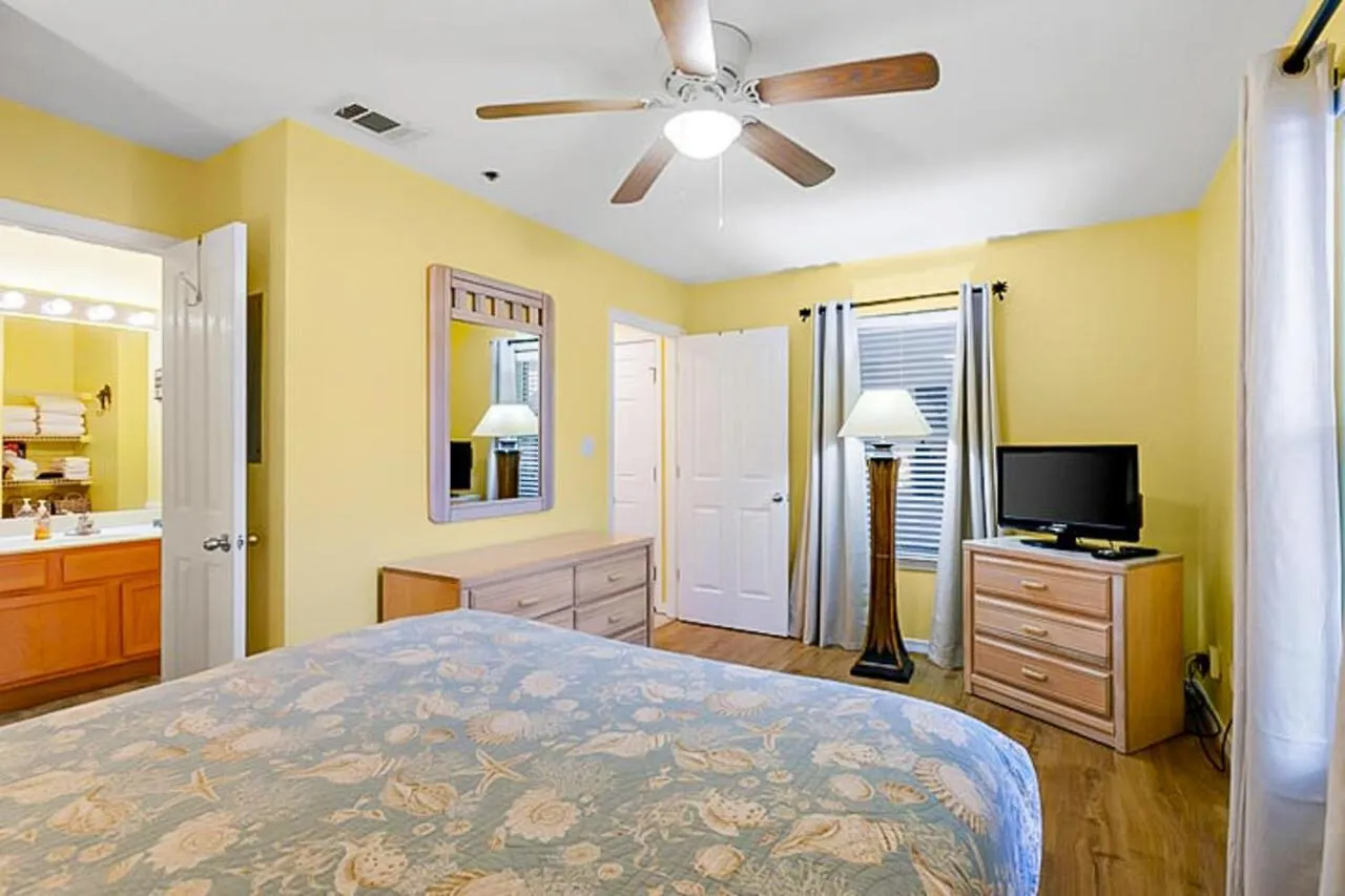 Grand Caribbean West 109 Apartment