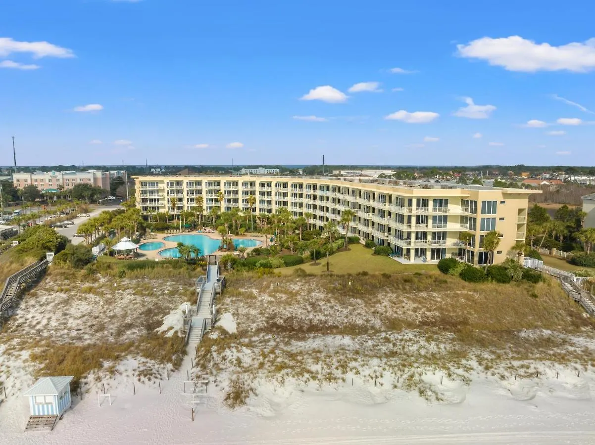 Holiday home Newly Renovated! Breathtaking Views! Fourth Floor! Pools! Grill! Chairs Destin