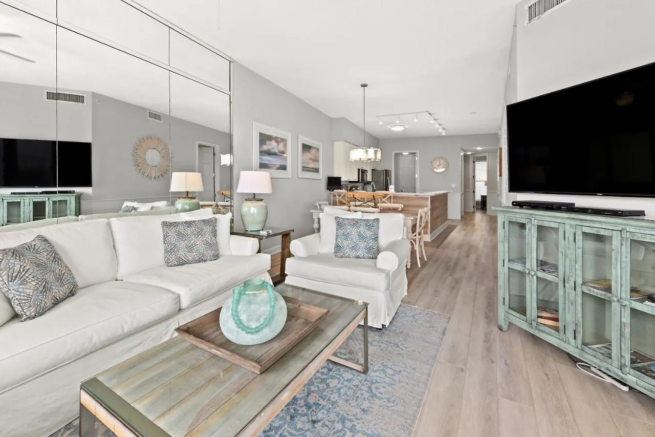 Newly Renovated! Breathtaking Views! Fourth Floor! Pools! Grill! Chairs *