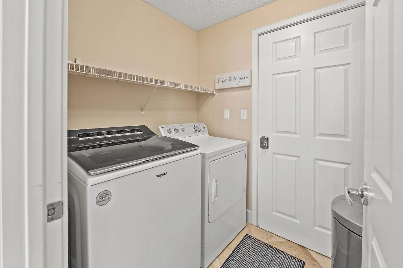 Elegant 4bd 4ba With Stunning Ocean Views And Direct & Pool Access Holiday home Destin