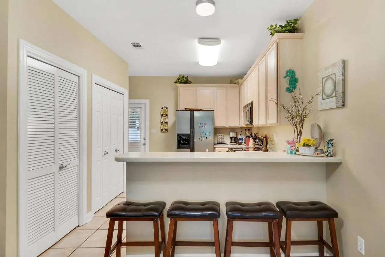 Light House Townhome *