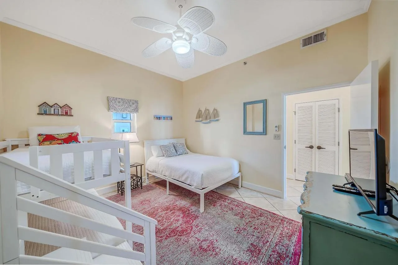 Tides 1401 Holiday home *