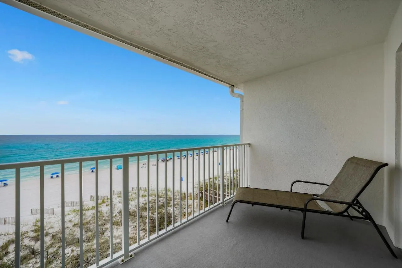 Holiday home Club 406 *