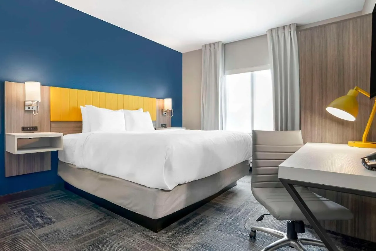 Comfort & Suites * Miramar Beach
