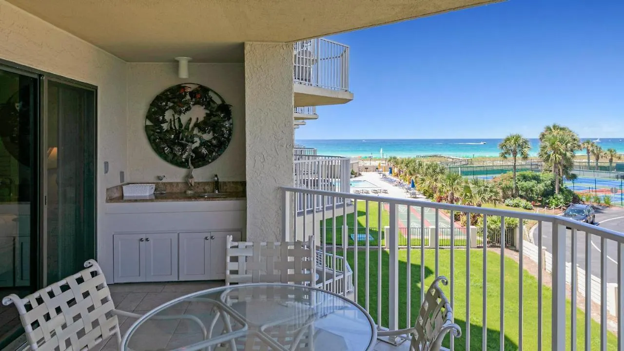 Inlet Reef 215 - Spacious With Complimentary Seasonal Service And Great Water Views Destin